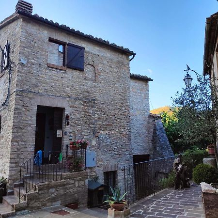 B&B Bivacco Frasassi Climbing & Trail Running House Genga  Exterior photo