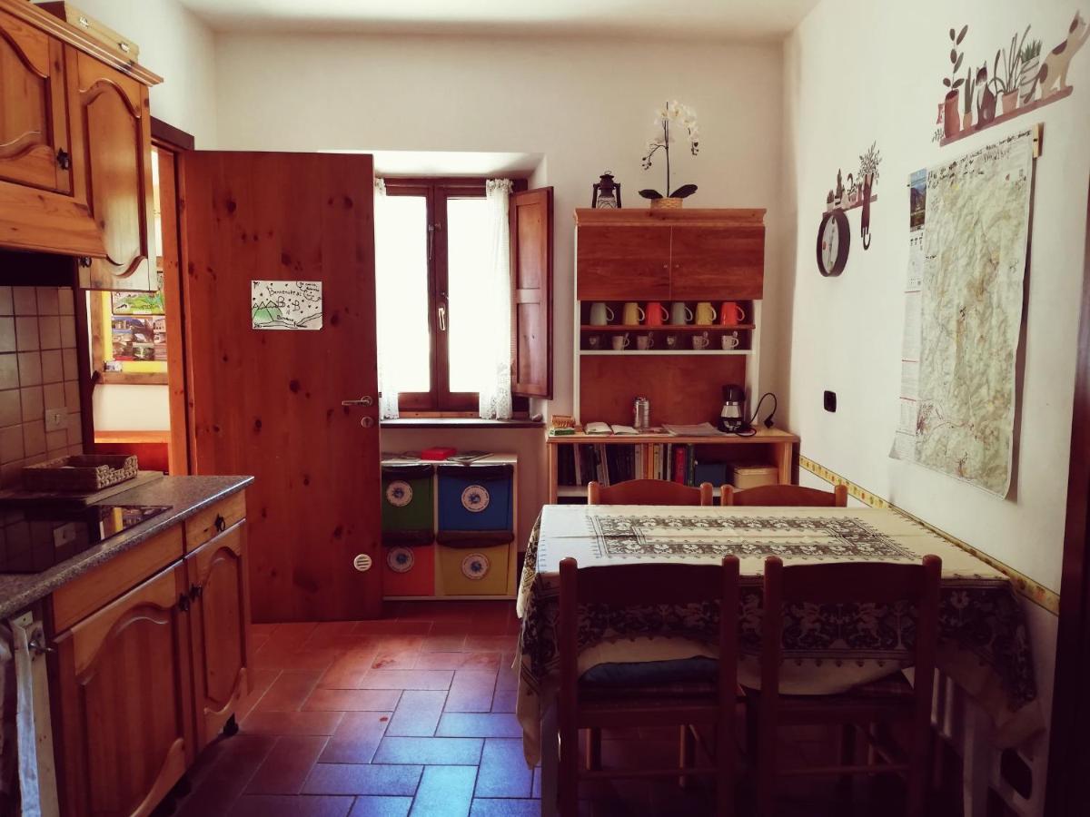 B&B Bivacco Frasassi Climbing & Trail Running House Genga  Exterior photo